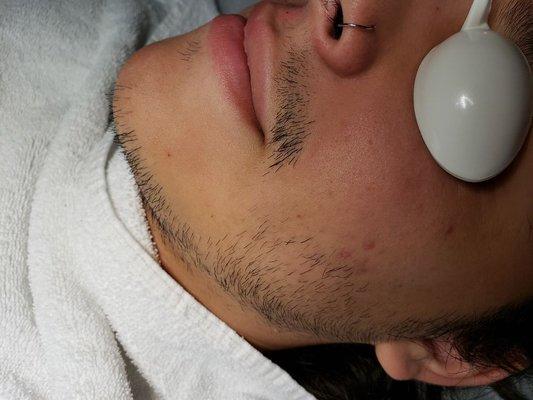 Mens face waxing