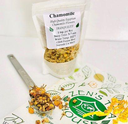 Organic Chamomile Leave with educational pamphlet