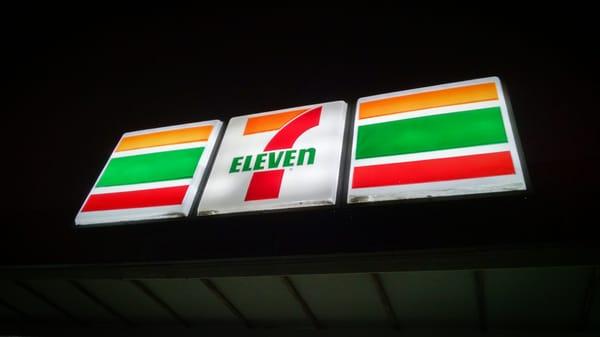 7-Eleven Sign