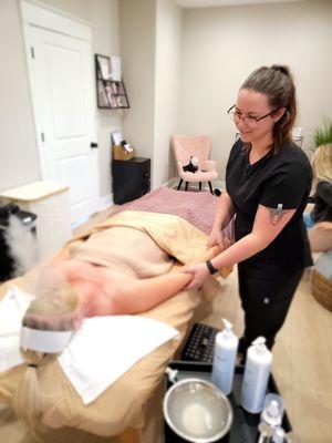 Master Esthetician Tawsha helps you relax and leave glowing after any Facial.