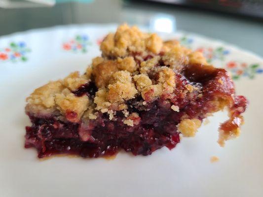 Triple berry crumble pie