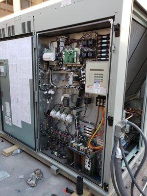 TRANE UNIT CONTROLS