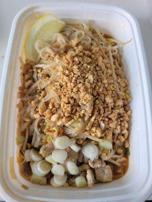 Pad thai with pork