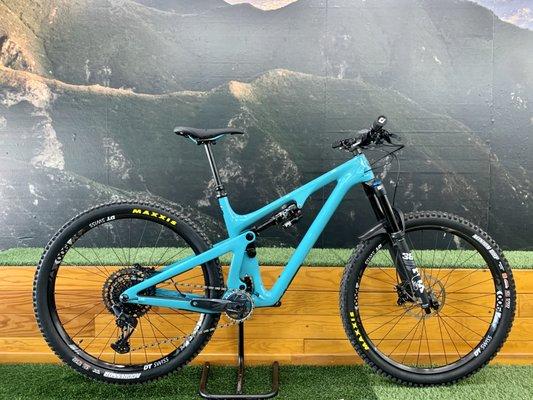 Yeti Sb130