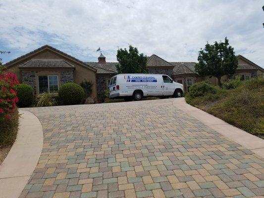 Carpet Cleaning in Poway 858 530 2367