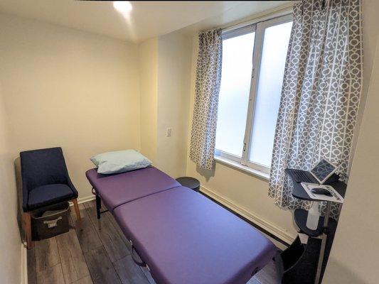 Individual treatment rooms for privacy