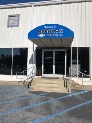 Herndon Chevrolet store front