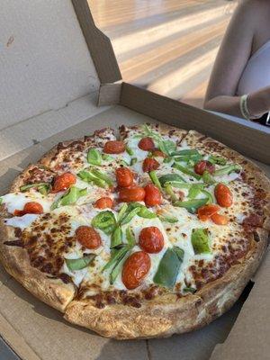 16 inch veggie pizza