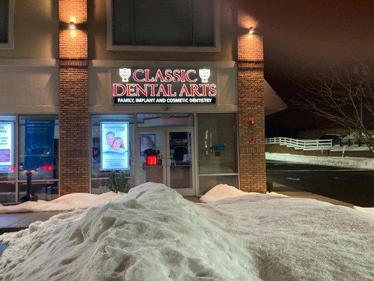 Classic Dental Arts Family Implant And Cosmetic Dentistry/Dental Implants