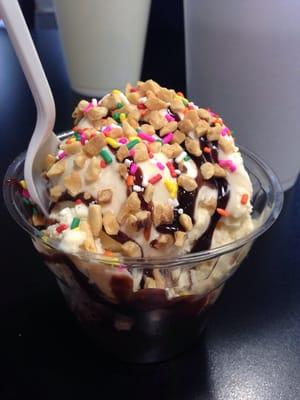 Small hot fudge sundae with sprinkles. Nice selection of Hudsonville ice cream to choose from as well as soft serve.