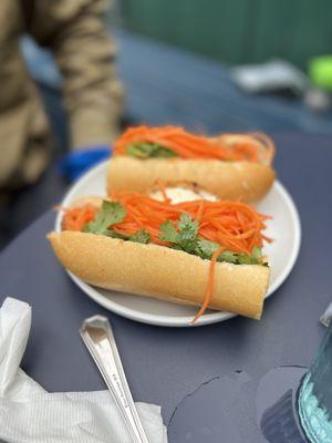 TBD Banh Mi - Crispy Chicken