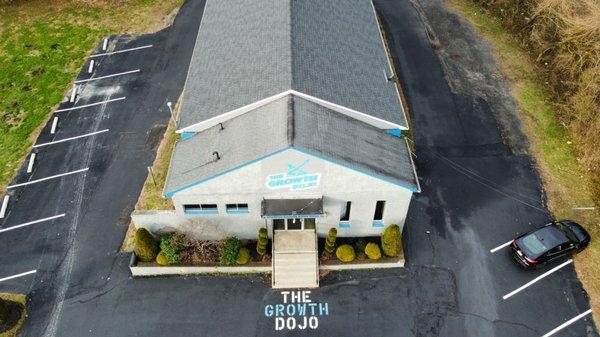 An aerial view of The Growth Dojo entrance that you can see while driving by on Tuckahoe Road!