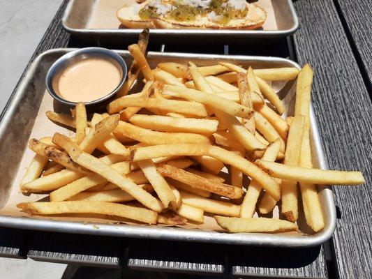 House Fries - comes with house aioli