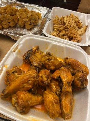 Buffalo Wings, Waffle Fries, Fried Mushrooms, Calamari