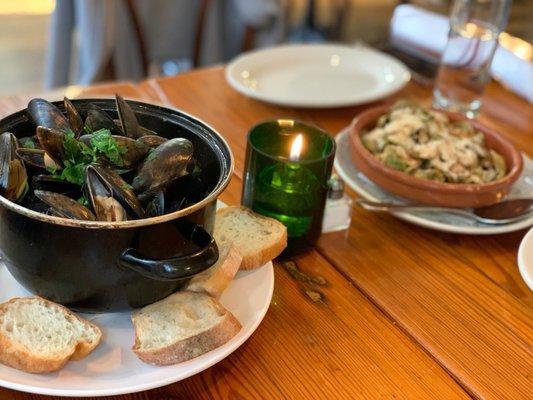 Mussel and brussle sprouts.