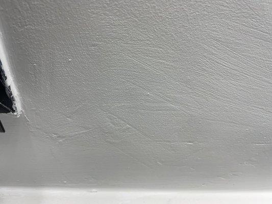 Unsmooth wall surface