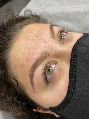 Brow wax & lash lift