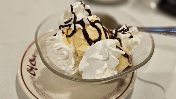 Crispy Fried Banana with ice cream