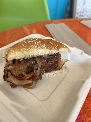 Inside the meatloaf sandwich