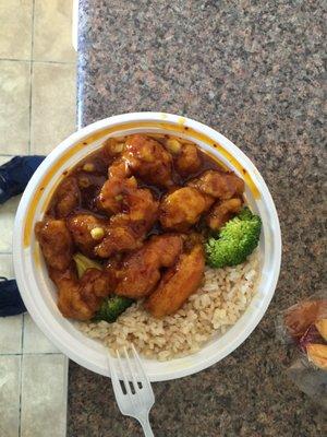 General tso chicken with brown rice