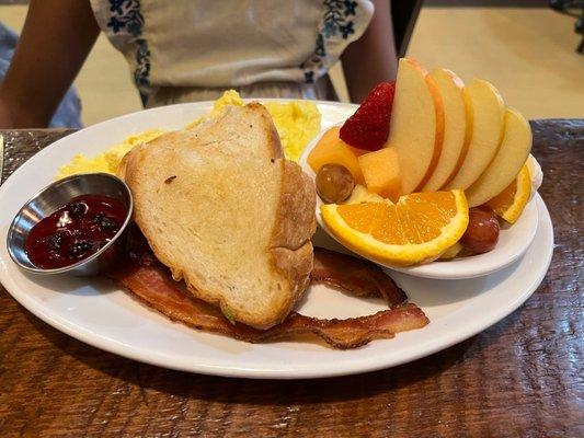 Kids Colossal Breakfast