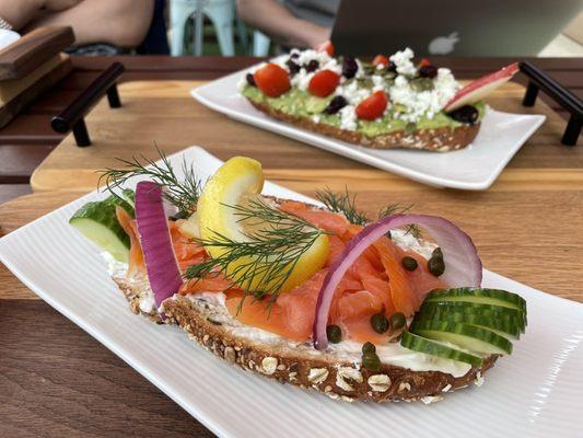 smoked salmon toast