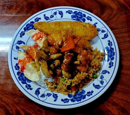 ~It's My Yummy Yummy Delicious 可口的 Kěkǒu De Chinese Dinner Buffet From The Mandarin Gourmet In Arizona~