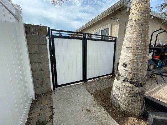 Metal Frame Gate With Wood Slats