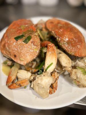 Dungeness crab with Ginger and scallions sauce