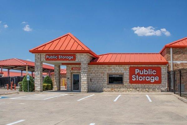 Public Storage