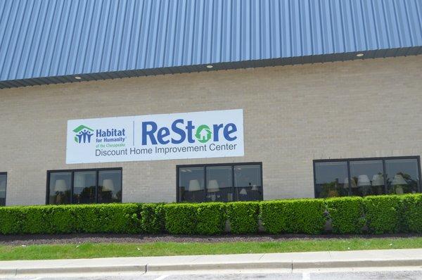 Exterior of Glen Burnie ReStore