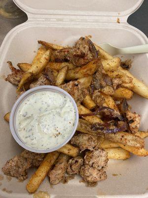 Uumami fries, added Turkey shawarma & the aioli sauce is the bomb!!!