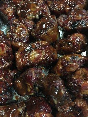 Smoked oxtails