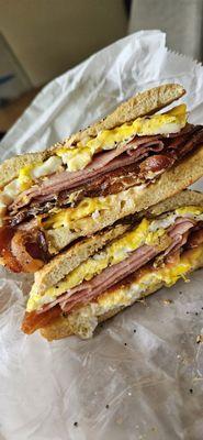 Flagel Everything bagel 2 egg bacon Taylor Ham