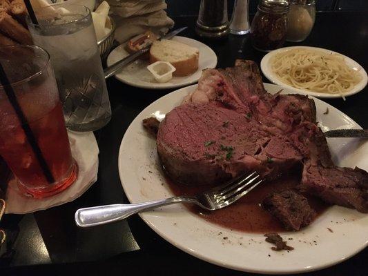 Prime rib, garlic noodles, fresh bread, & whiskey cranberry