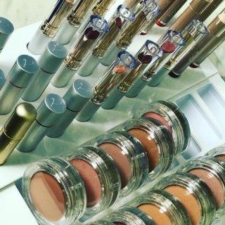 Jane Iredale - The Skincare Makeup ® is now available.