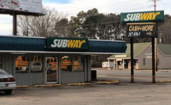 Subway, Harper Road