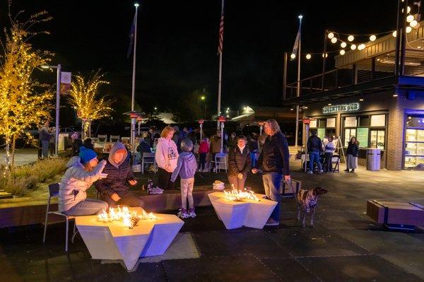 Fire Pits & Food Truck Thursdays