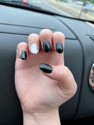 LA Nails Lawrenceburg