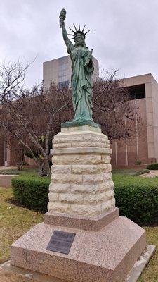 Replica Statue of Liberty Monument