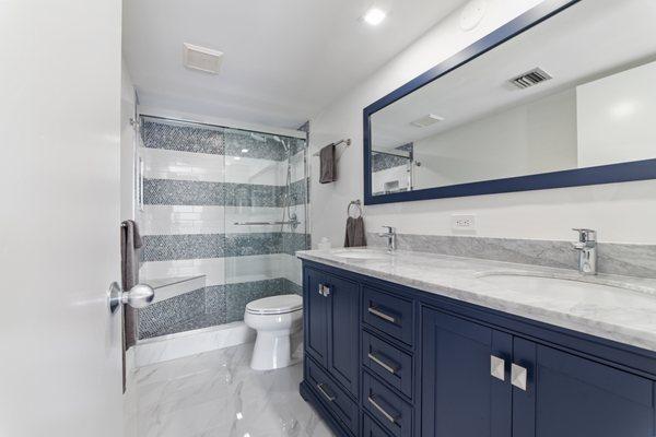 Bathroom remodeled by Executive Carpentry