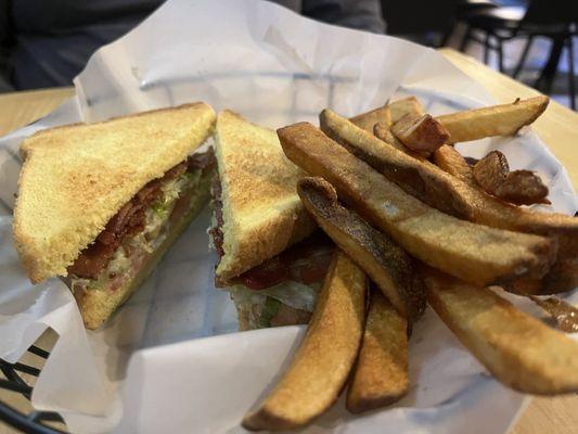 BLT w/fries