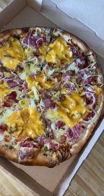 This is the breakfast pizza.  It is a must have!  Best pizza in the area!