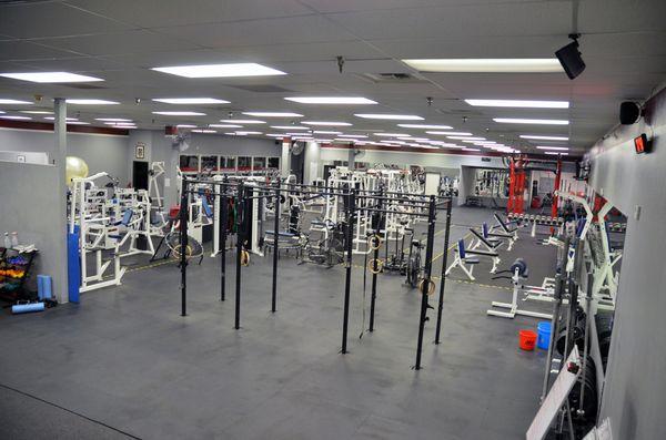 Second Functional Training rig, and 8 FREE classes each day.