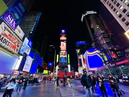 LENWICH Billboard at Times Square