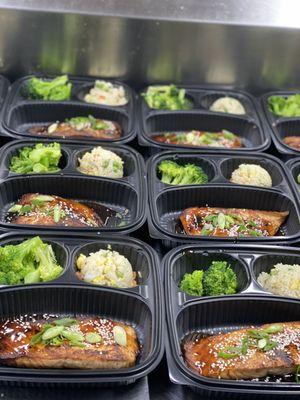 Teriyaki grilled Salmon meal prep