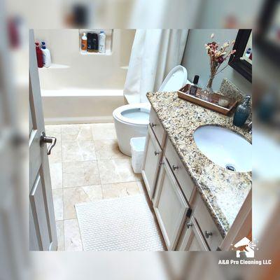 Clean and organized bathroom after a deep cleaning service by A&B Pro Cleaning.