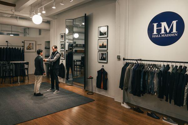 During your 1-on-1 private appointment, our Hall Madden San Francisco showroom director will fit you for formalwear and casual wear.