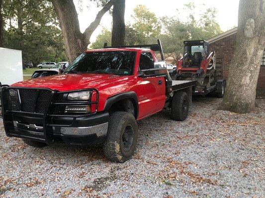 The red nose and skid steer loaded up and ready go!