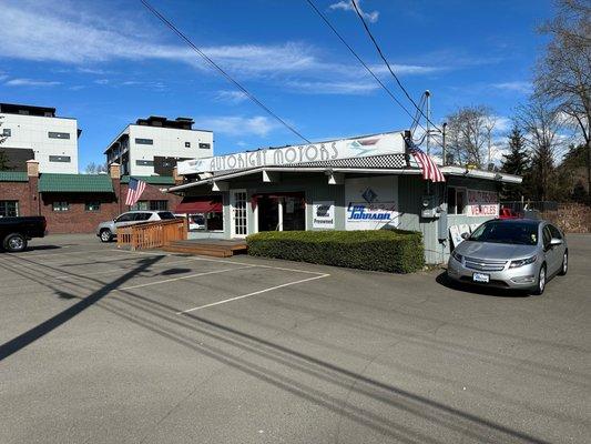 Autoright Motors Bothell storefront